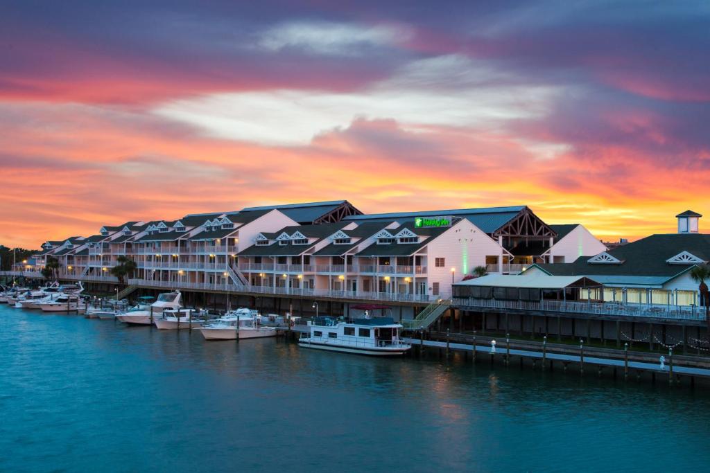 Holiday Inn Hotel & Suites Clearwater Beach South Harbourside an IHG Hotel Main image 1